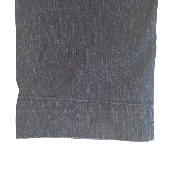 Jones & Co. |  Dark Blue Denim Jeans Capris - Picture 4 of 7